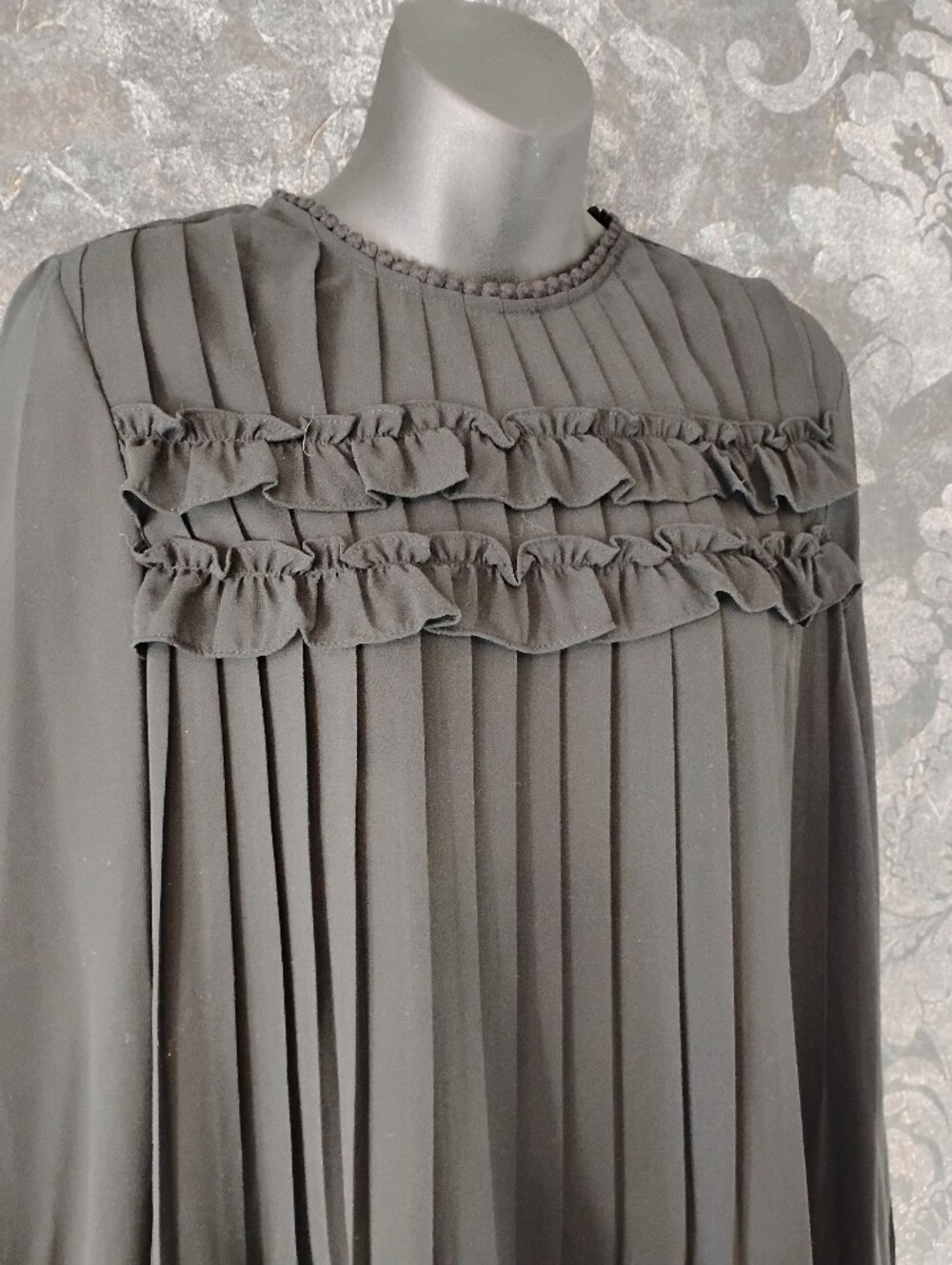 Endless Rose XS Black Ruffle Pleated Women's Blouse